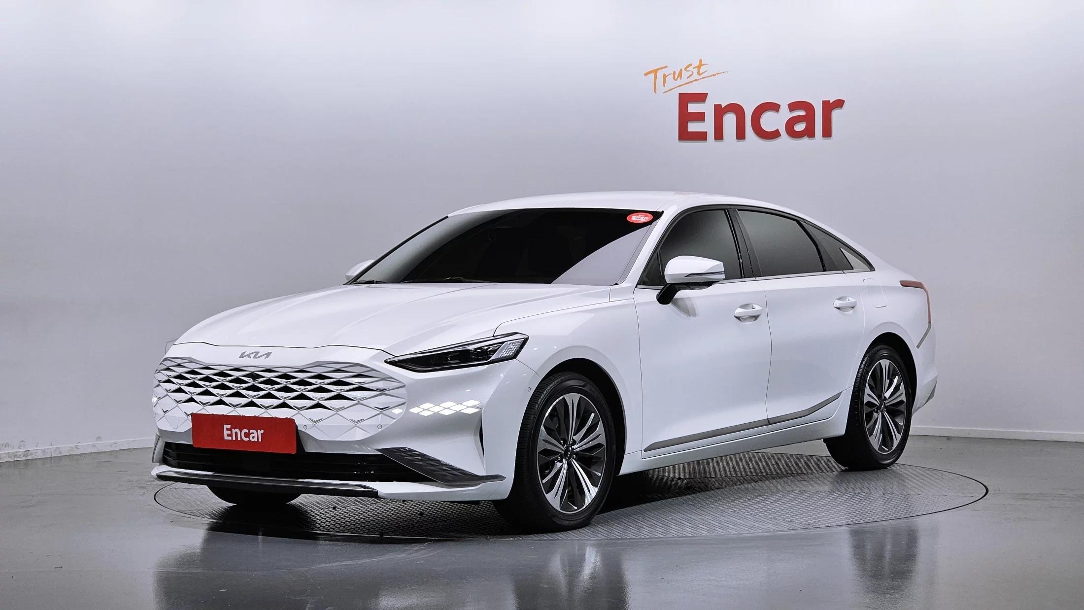 Kia K8 Noblesse, гибрид, 2022 г. 111155 км.