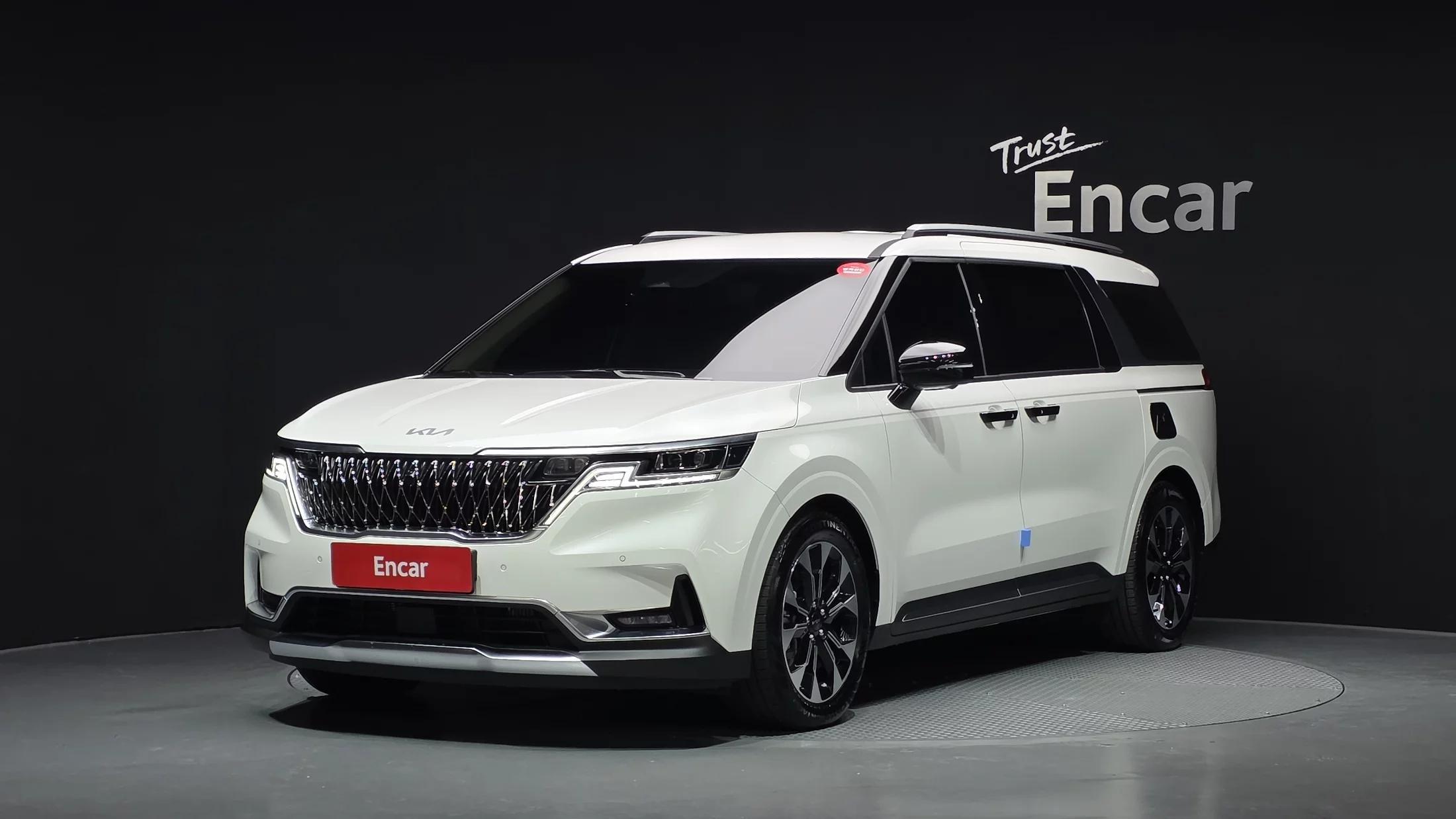 Kia Carnival 7-Seater Signature, 2021 г. 20919 км.
