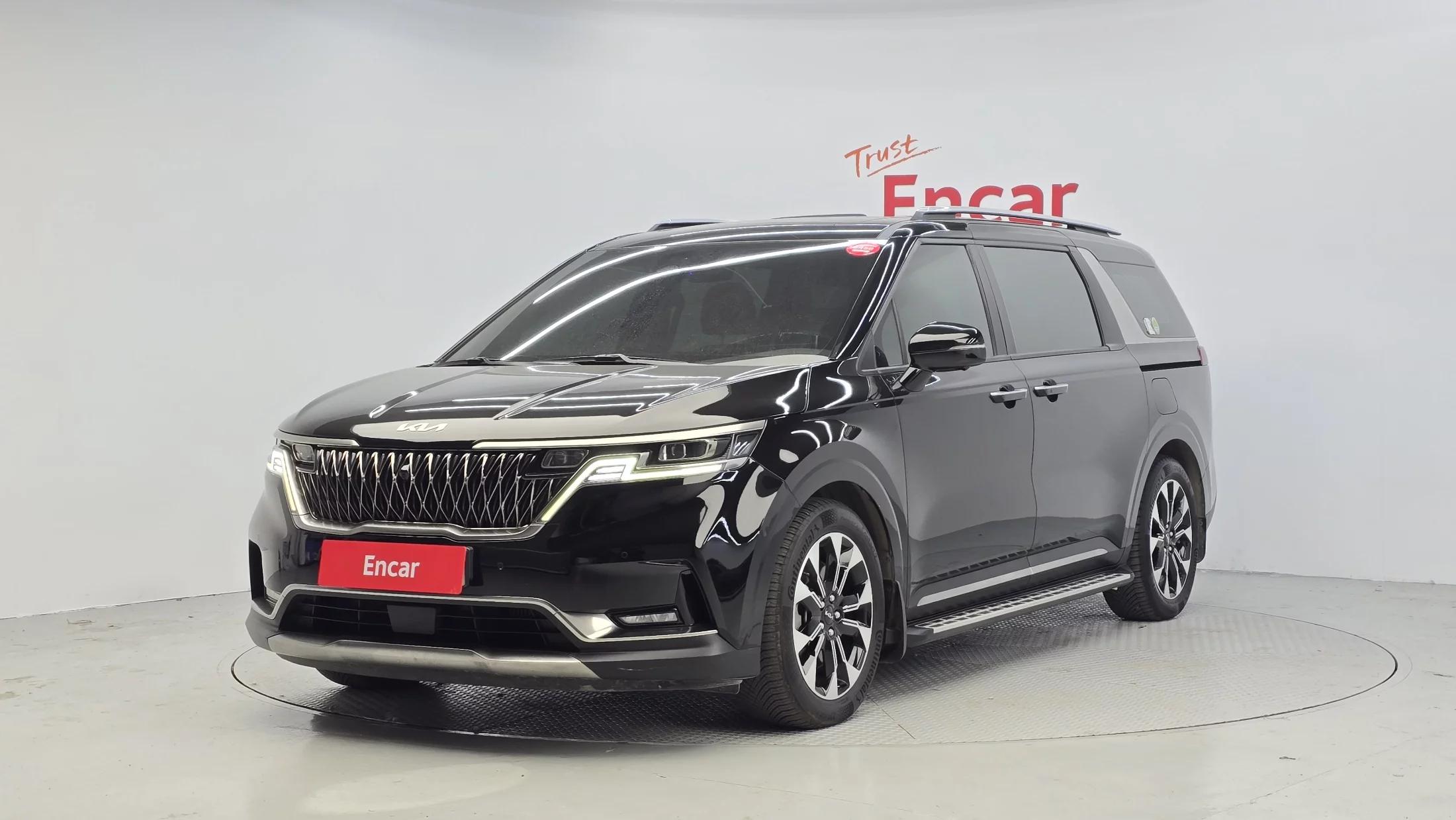 Kia Carnival 9-Seater Signature, 2022 г. 131685 км.