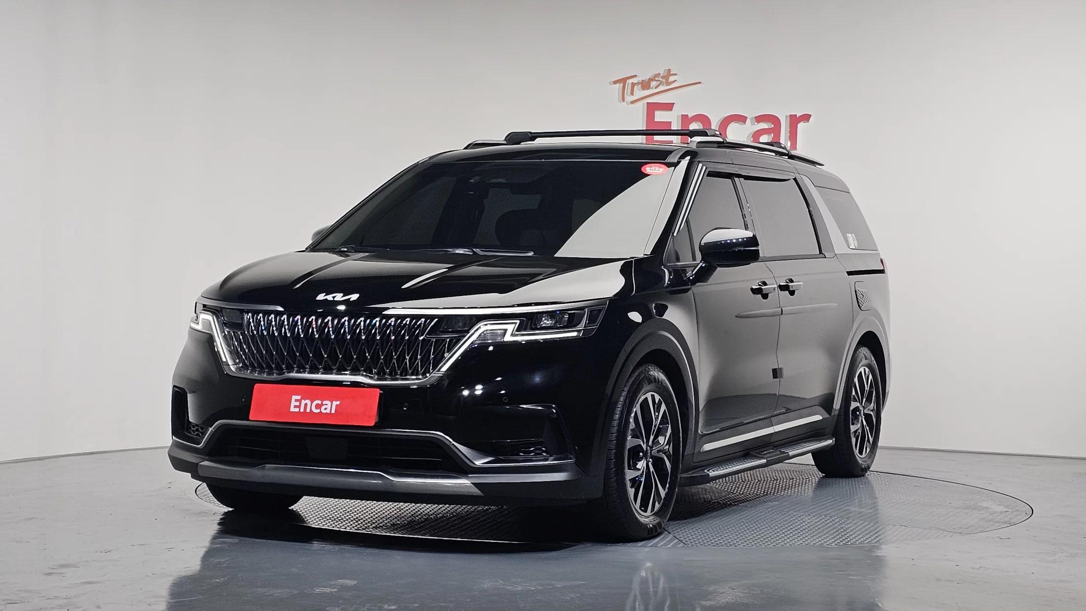 Kia Carnival 9-Seater Signature, 2023 г. 37873 км.