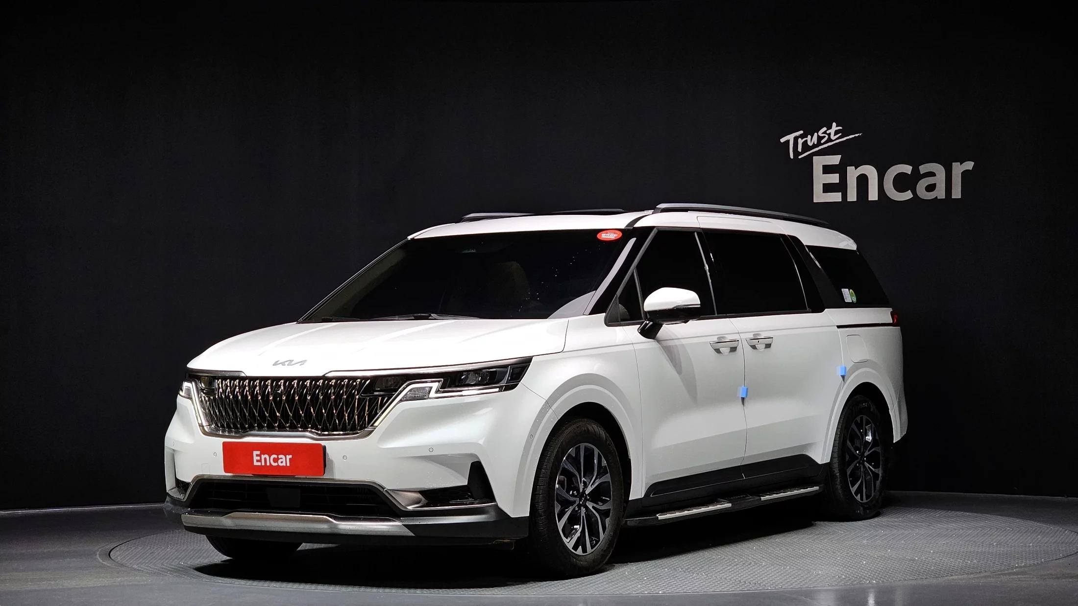 Kia Carnival 9-Seater Signature, 2022 г. 39365 км.