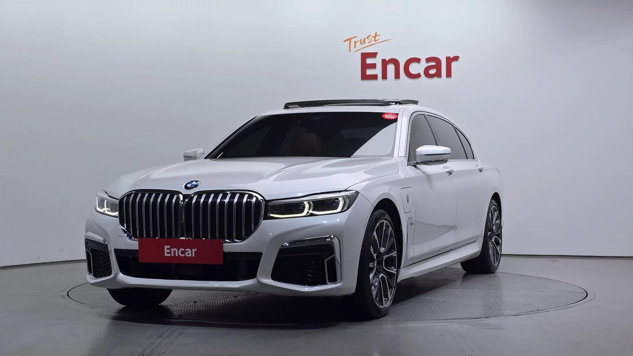 BMW 7-Series 745Le iPerformance M Sport, гибрид, 2021 г. 61812 км.