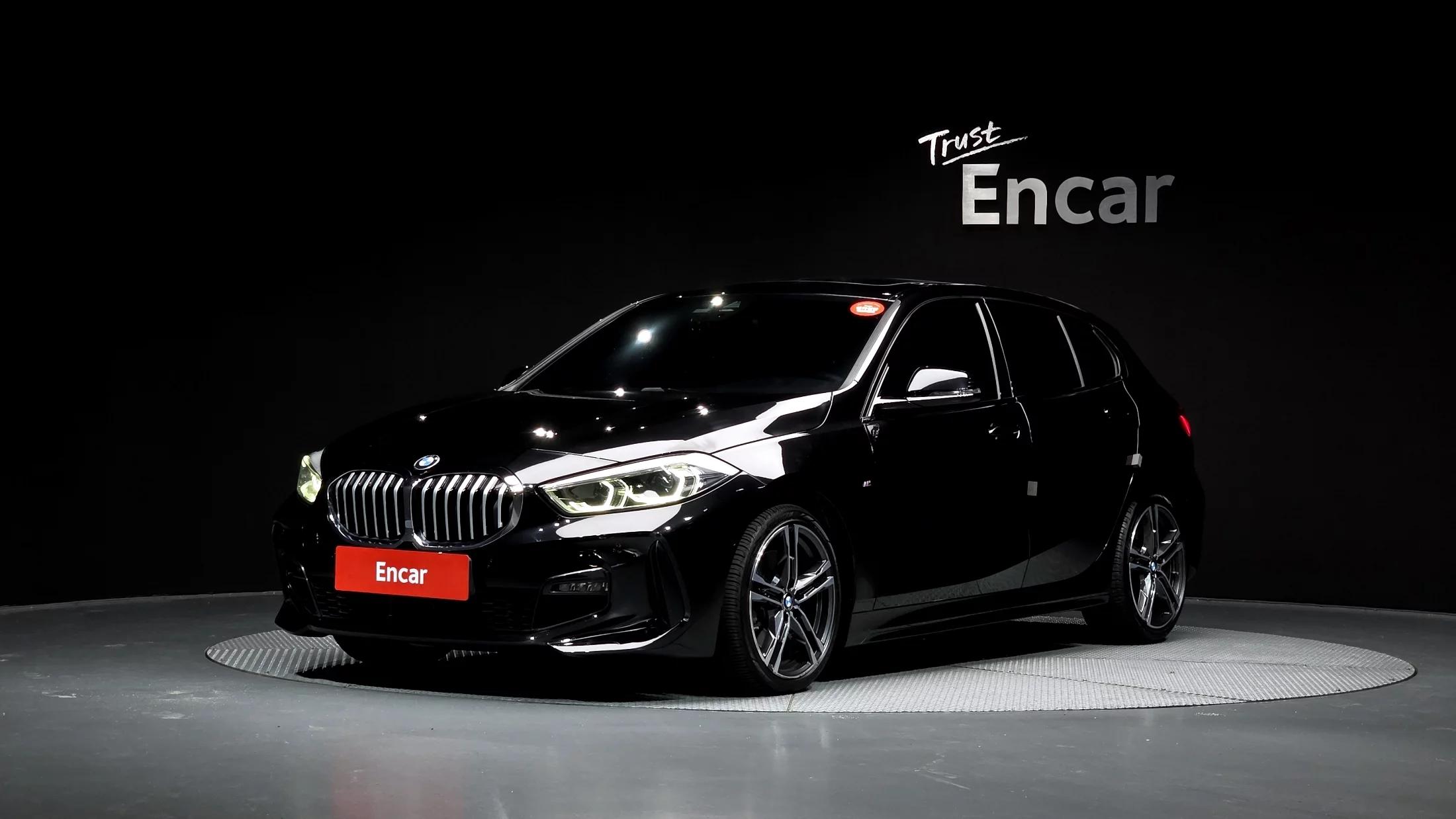 BMW 1-Series 120i M Sports, 2021 г. 64252 км.