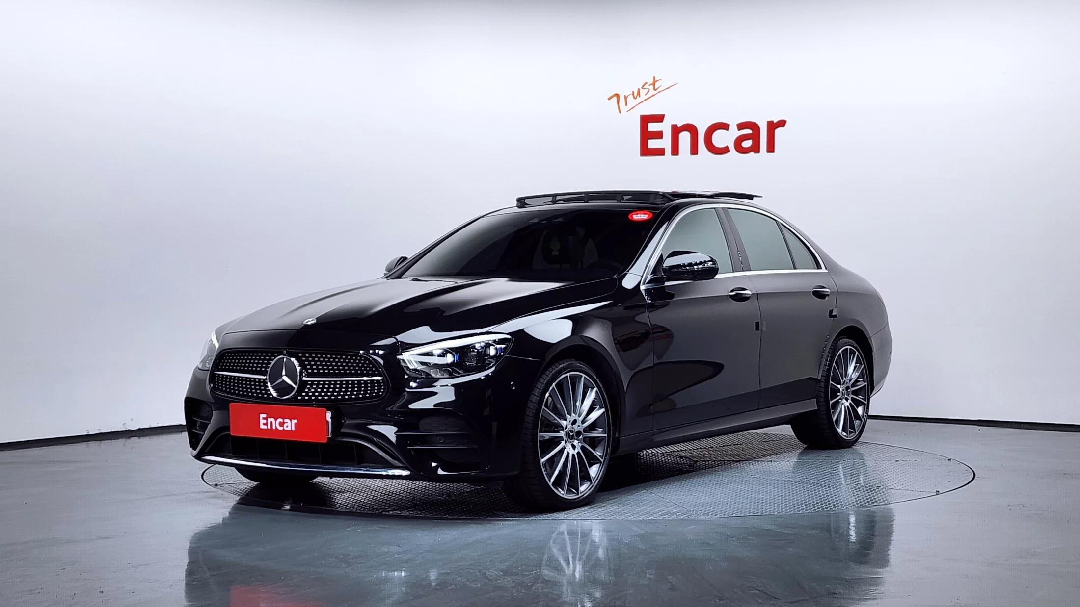 Mercedes-Benz E-Class E350 4MATIC AMG Line, 2022 г. 35709 км.