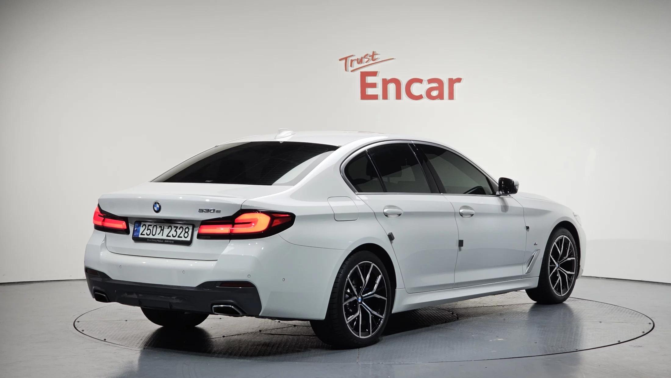 BMW 5-Series 530e M Sport, гибрид, 2021 г. 50058 км.