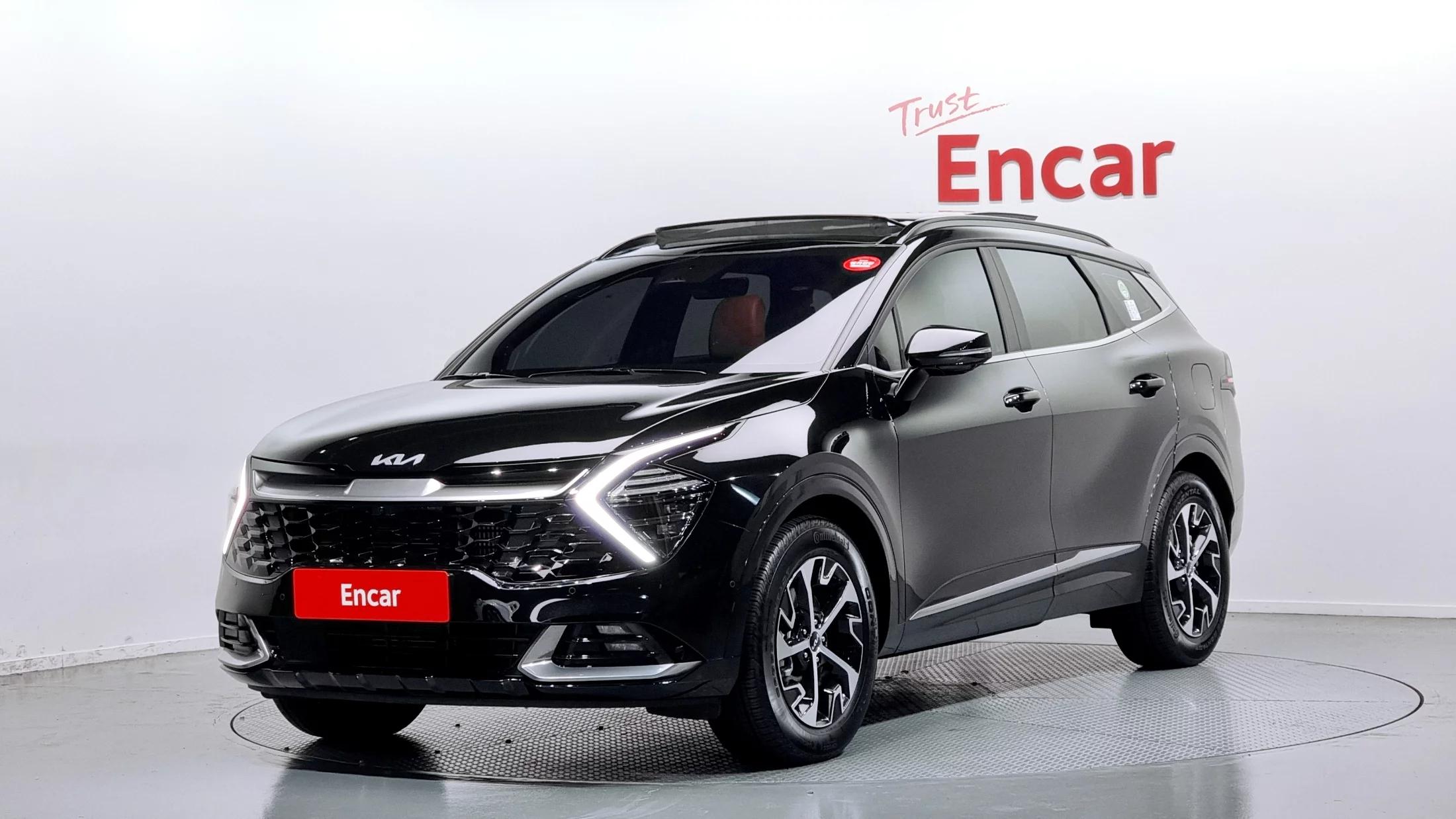 Kia Sportage Signature 4WD, гибрид, 2022 г. 33548 км.
