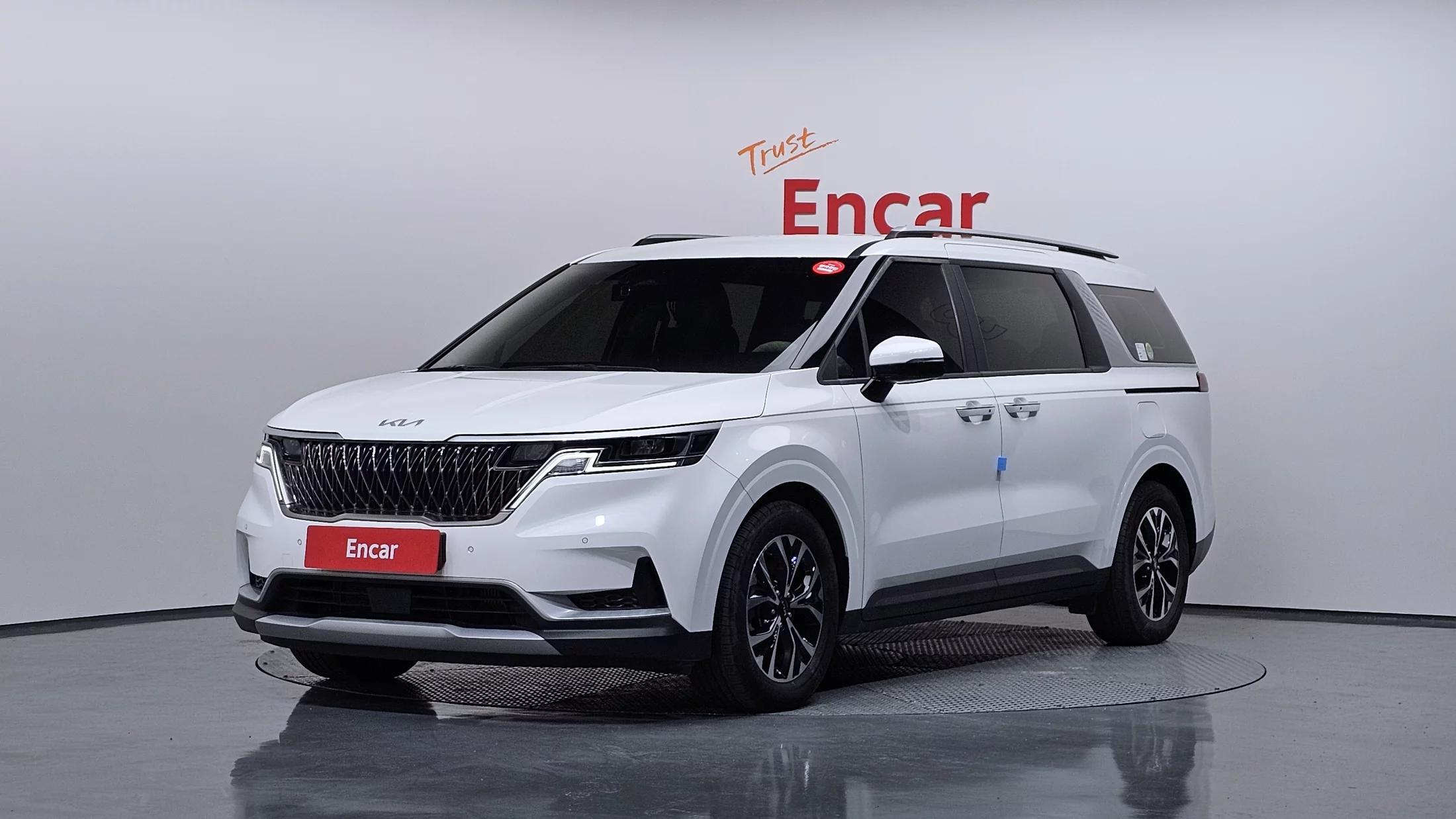 Kia Carnival 9-Seater Prestige, 2023 г. 53392 км.