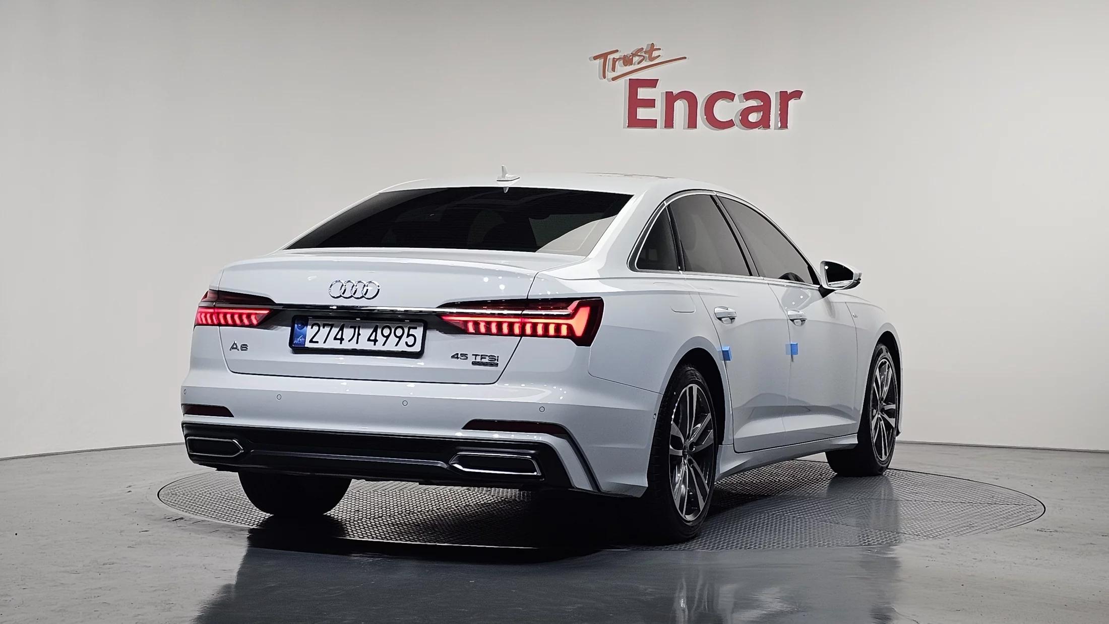 Audi A6 45 TFSI Quattro Premium, 2022 г. 32765 км.