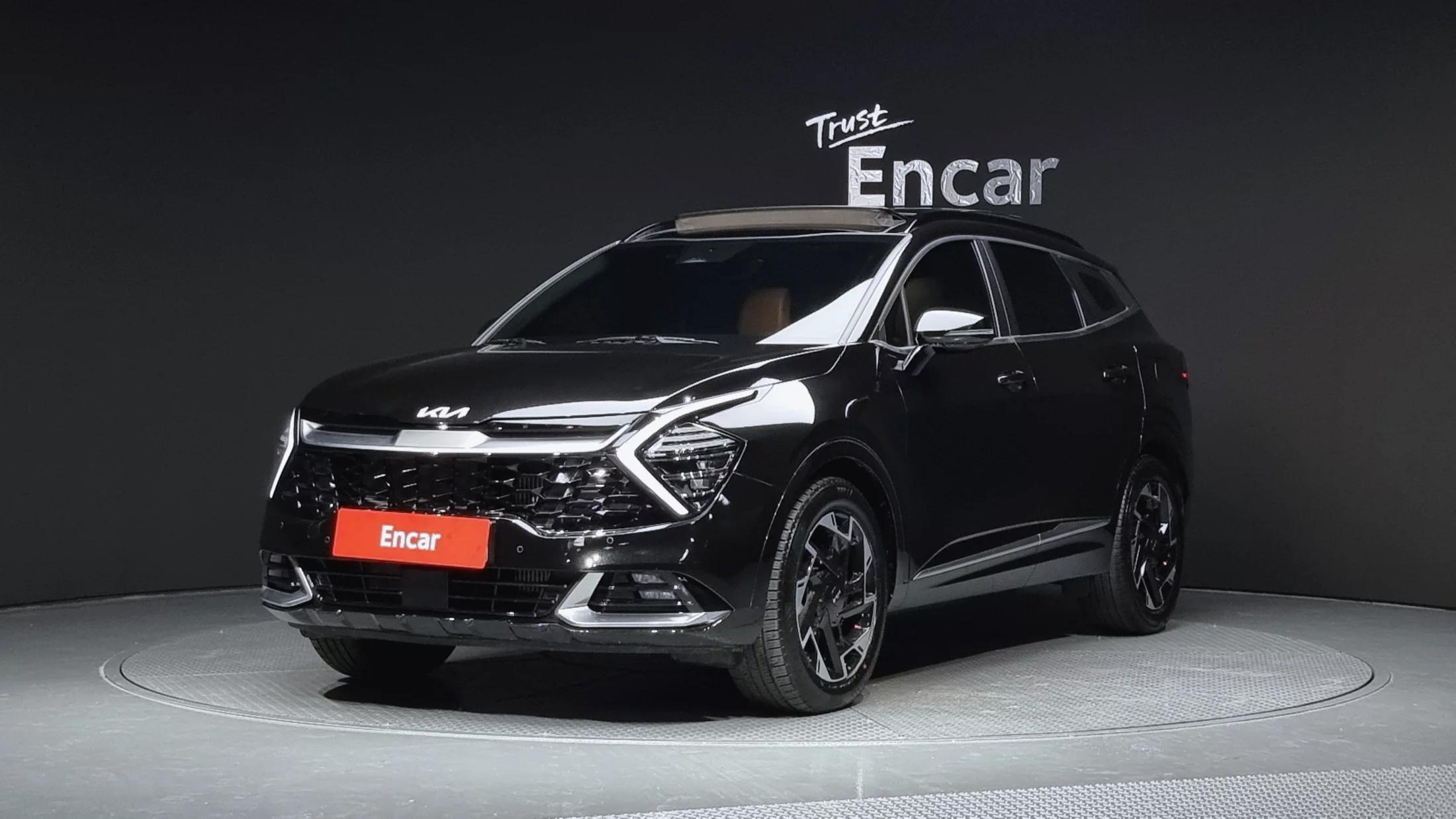 Kia Sportage Gasoline 1.6 Turbo 2WD Signature, 2023 г. 33594 км.