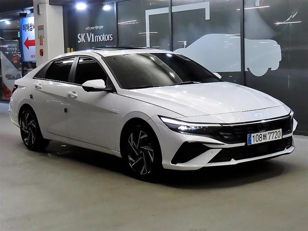 Hyundai AVANTE (Хендай Элантра) 1.6 Inspiration, 2024 г. 11152 км.